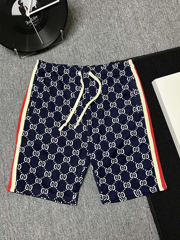 ブランドハーフパンツ正面デザイン